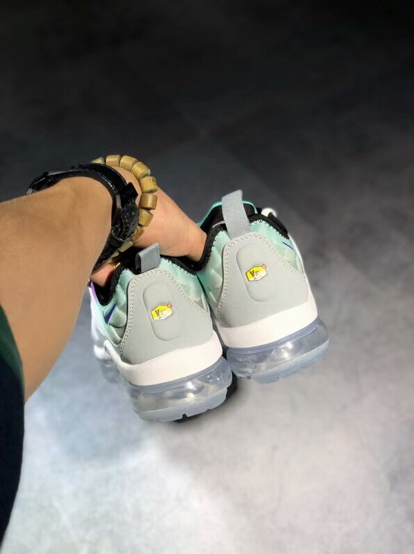 Authentic Nike Air Vapormax Plus women 2 